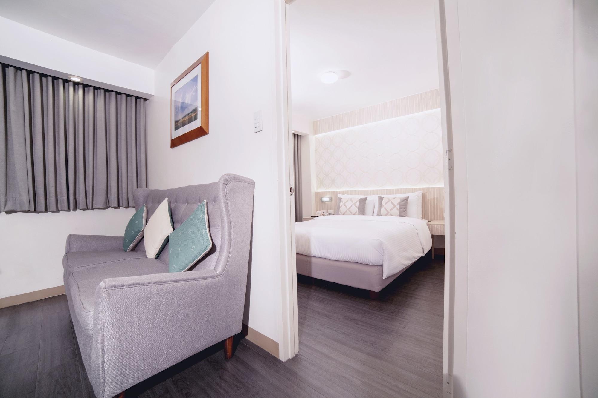 The Charter House Hotel Makati City Екстериор снимка
