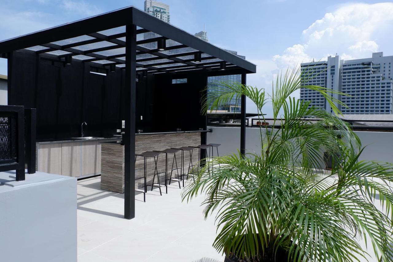 The Charter House Hotel Makati City Екстериор снимка